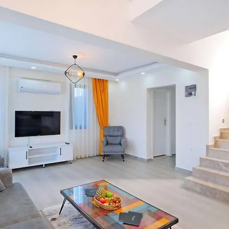 Hisaroenuende 4+1 * Fethiye