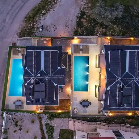 Hisaroenuende 4+1 Villa Фетхие